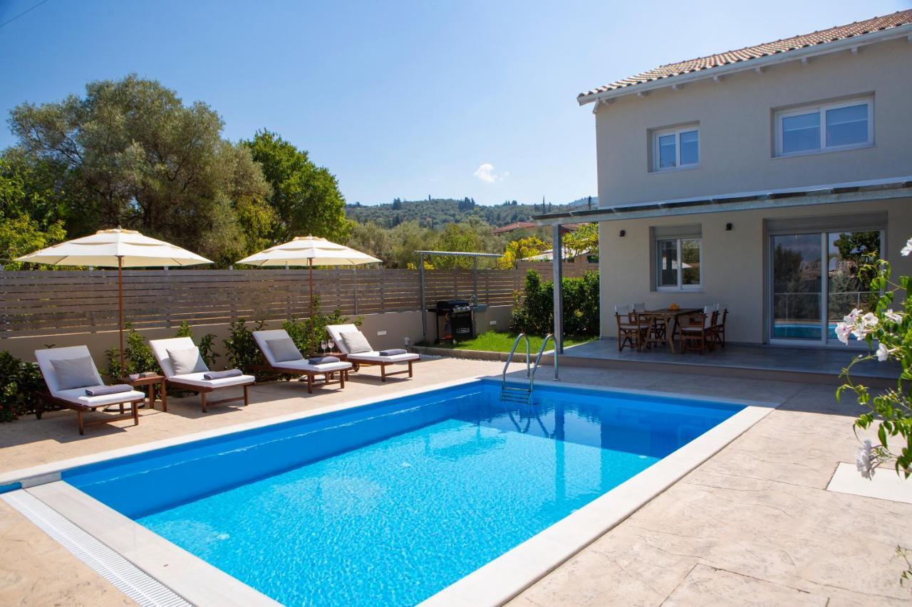 Grappolo Lefkada Villas - Villa Vertzami Just 2 Km From Lefkada Town Apolpaina エクステリア 写真