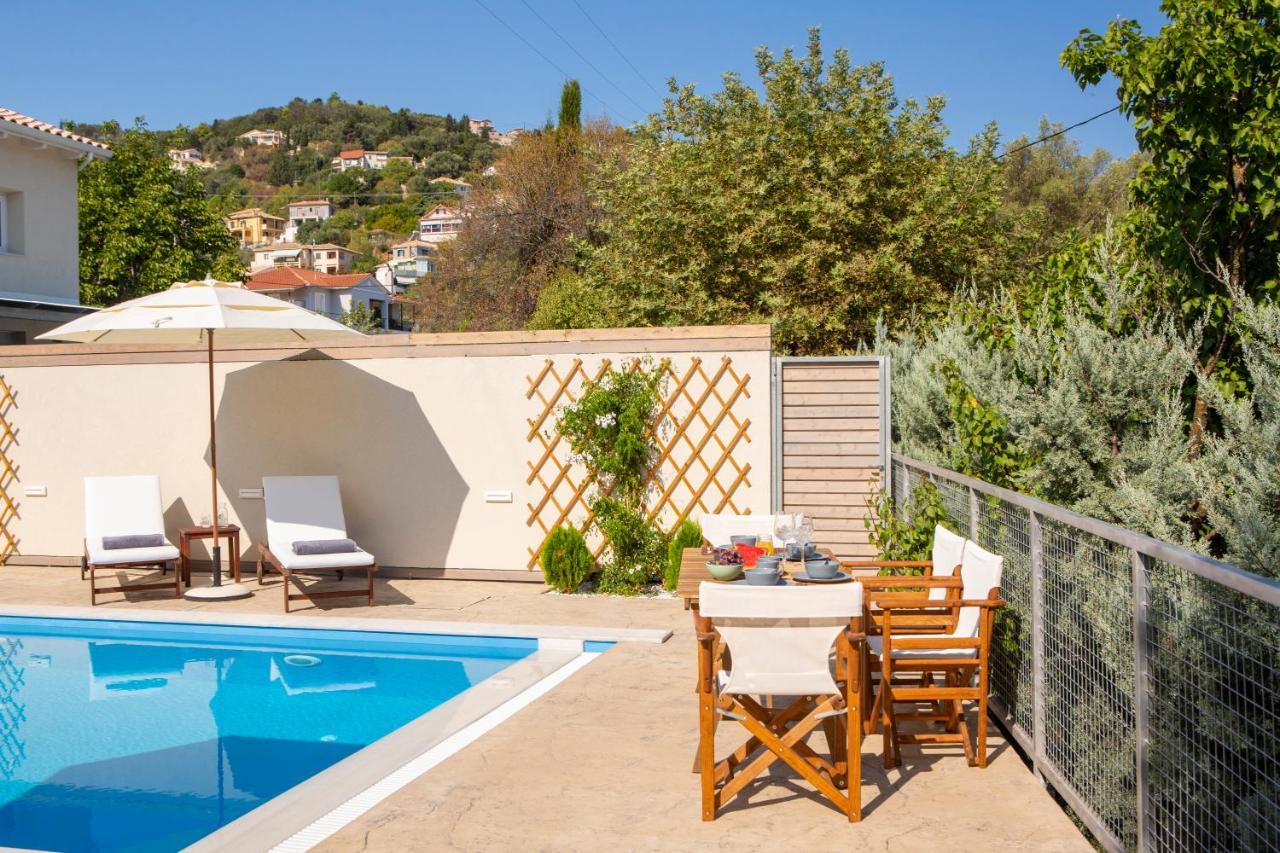 Grappolo Lefkada Villas - Villa Vertzami Just 2 Km From Lefkada Town Apolpaina エクステリア 写真